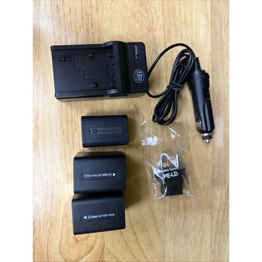 Sony Handycam DCR-SX85 16GB Camcorder + 3 Batteries & Portable Charger (TESTED)